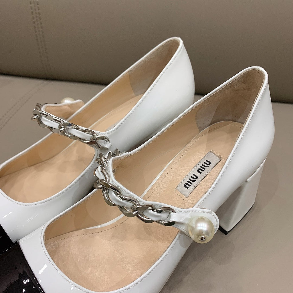 Black & white MM patent leather 65 mm pumps