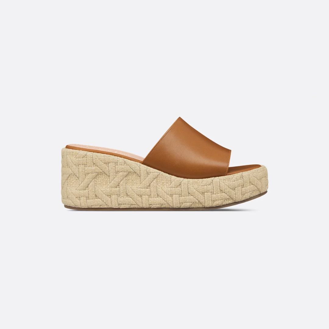 Camel Attitude Wedge Slide