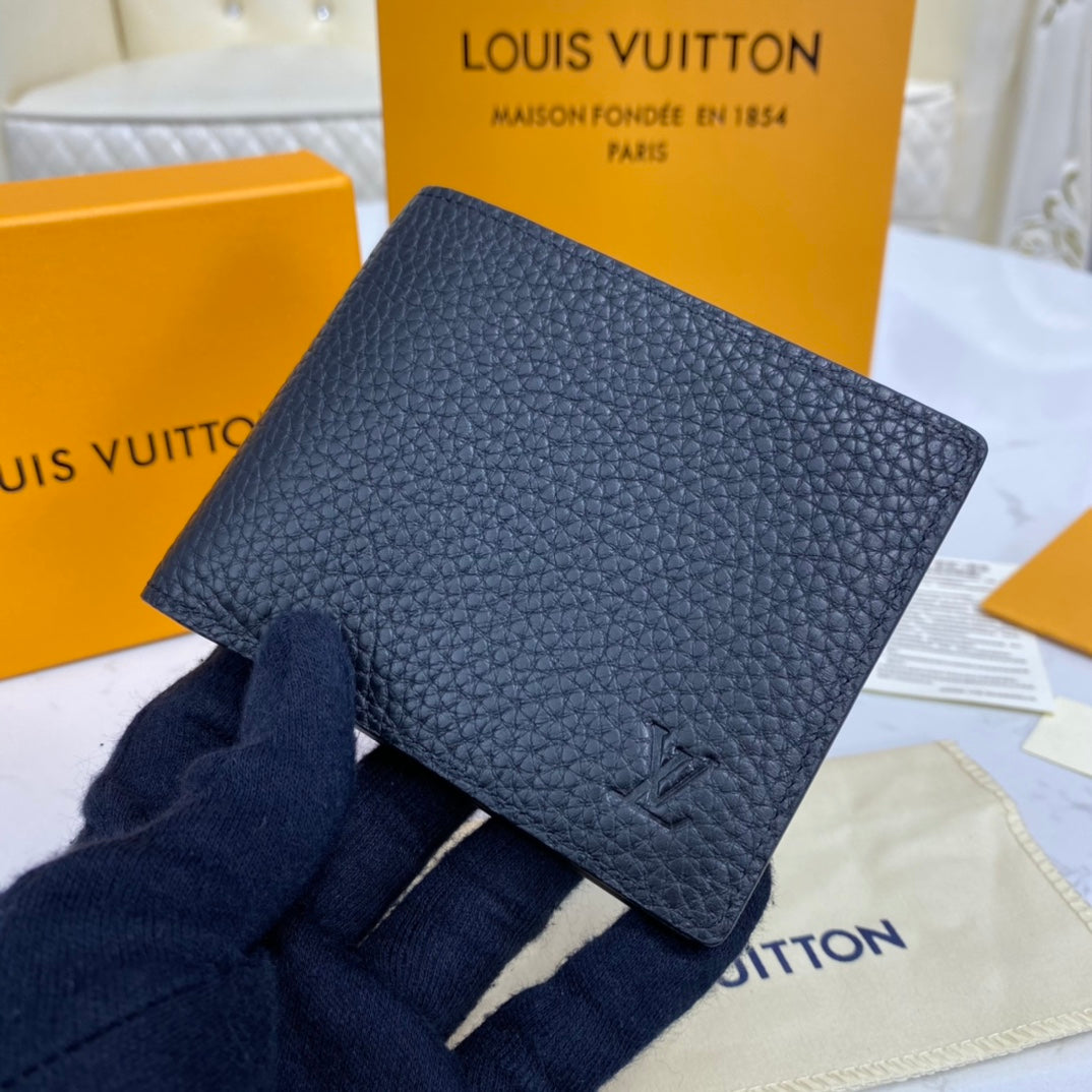 Black multiple wallet