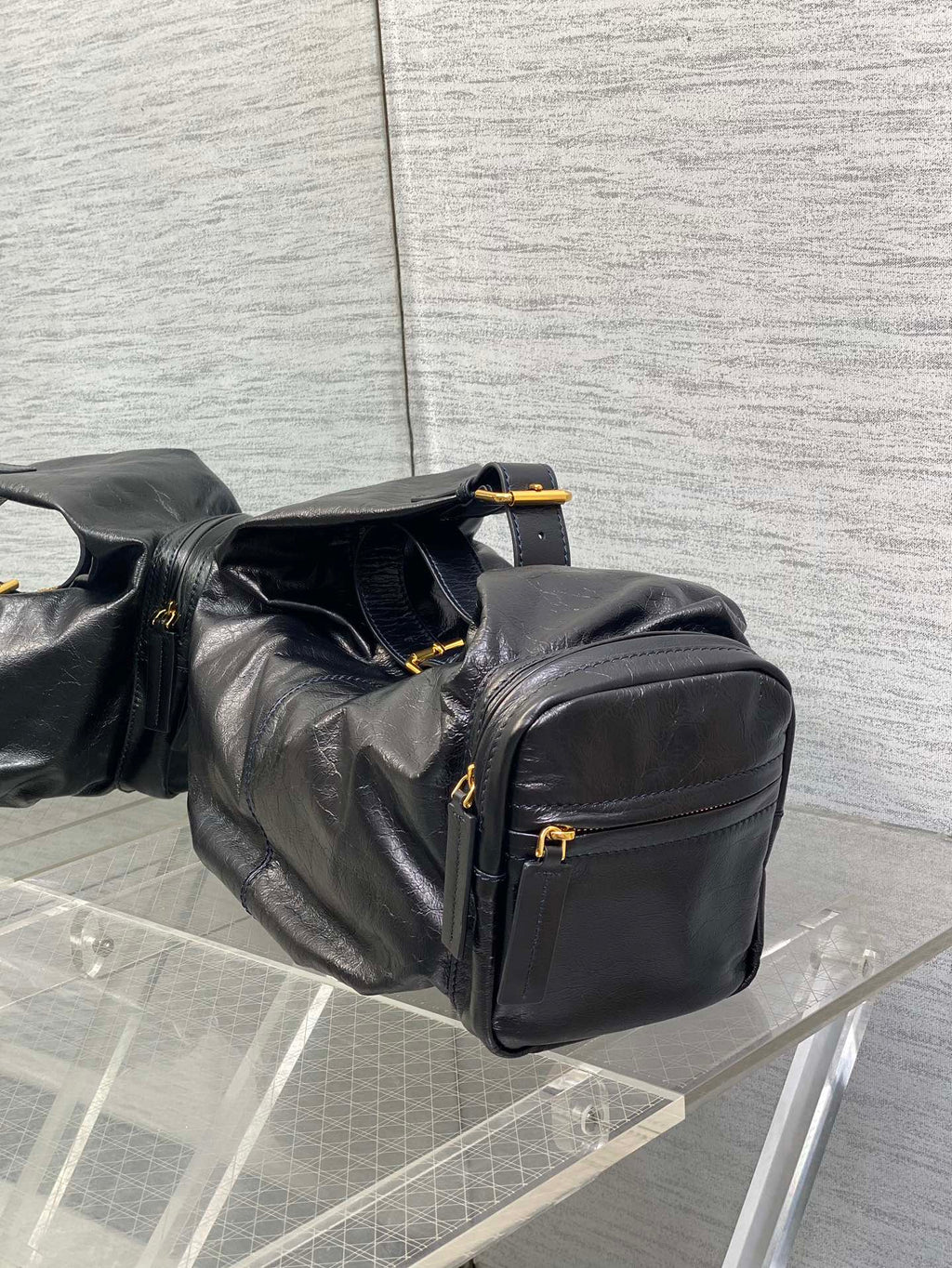 Black Large Grand Tour Multipocket Bag