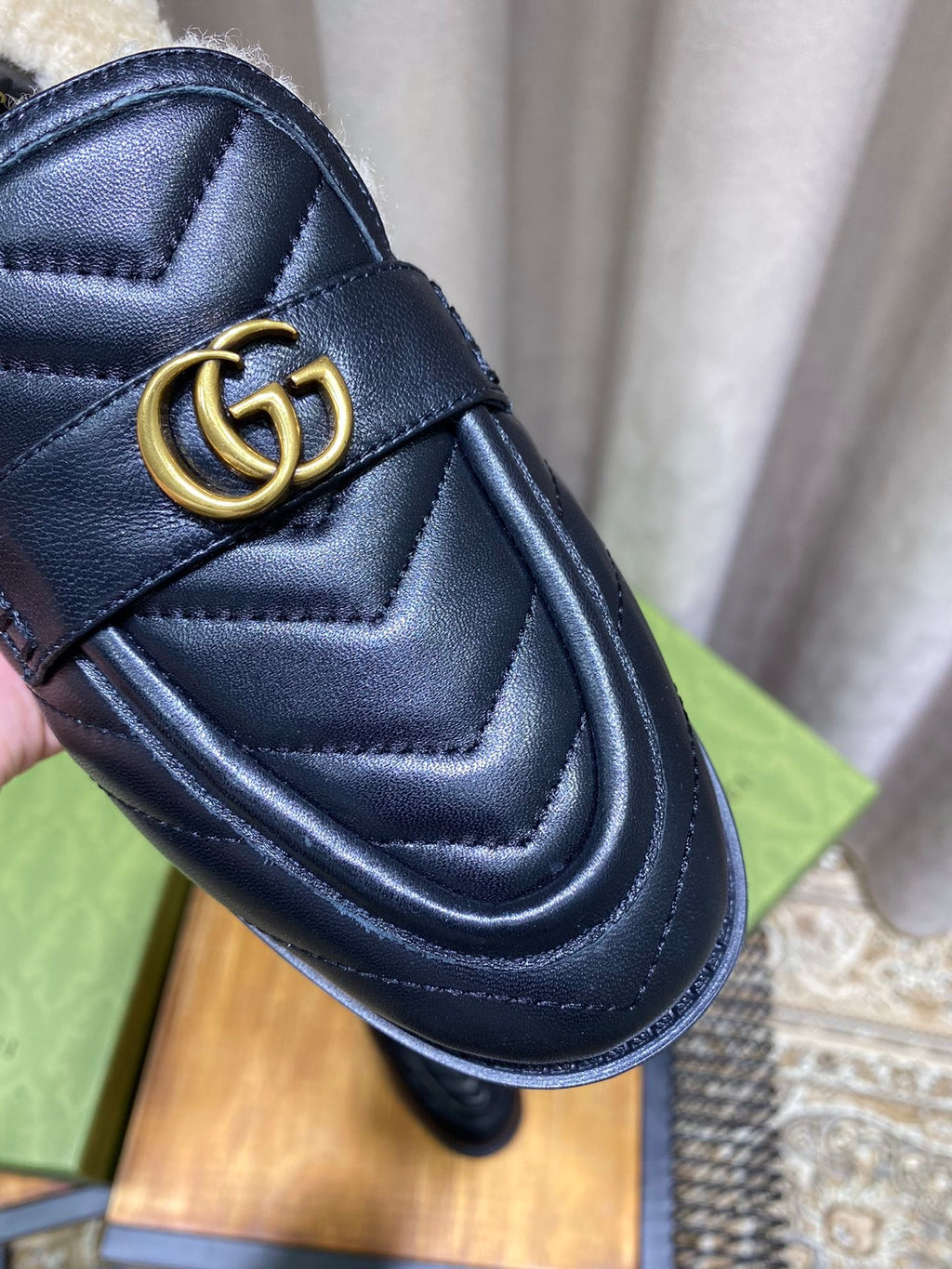 Black chevron matelassé slipper