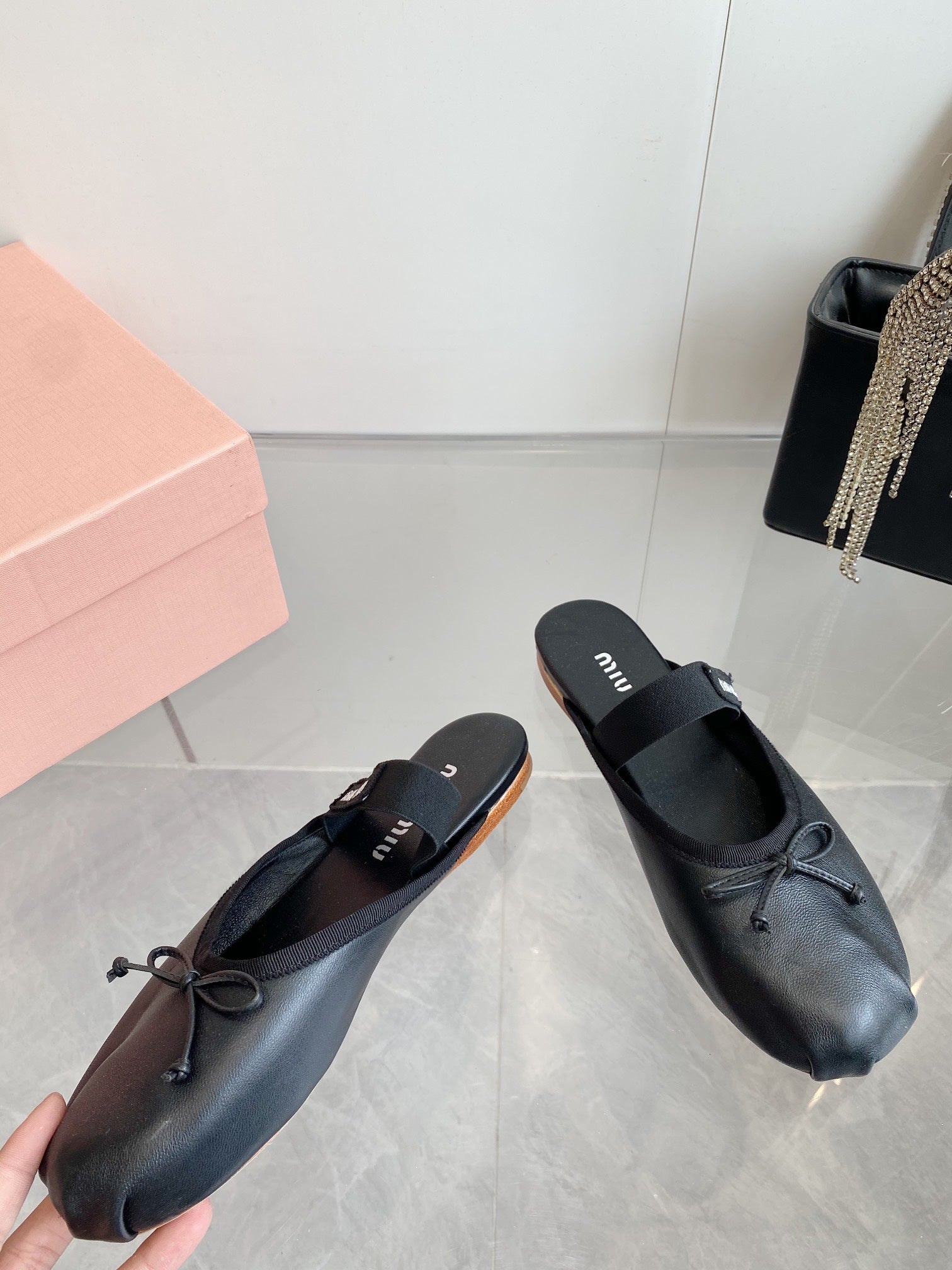 Black Leather Ballerinas Mules
