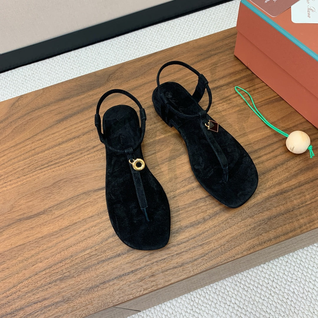 Black Mindil Sandal