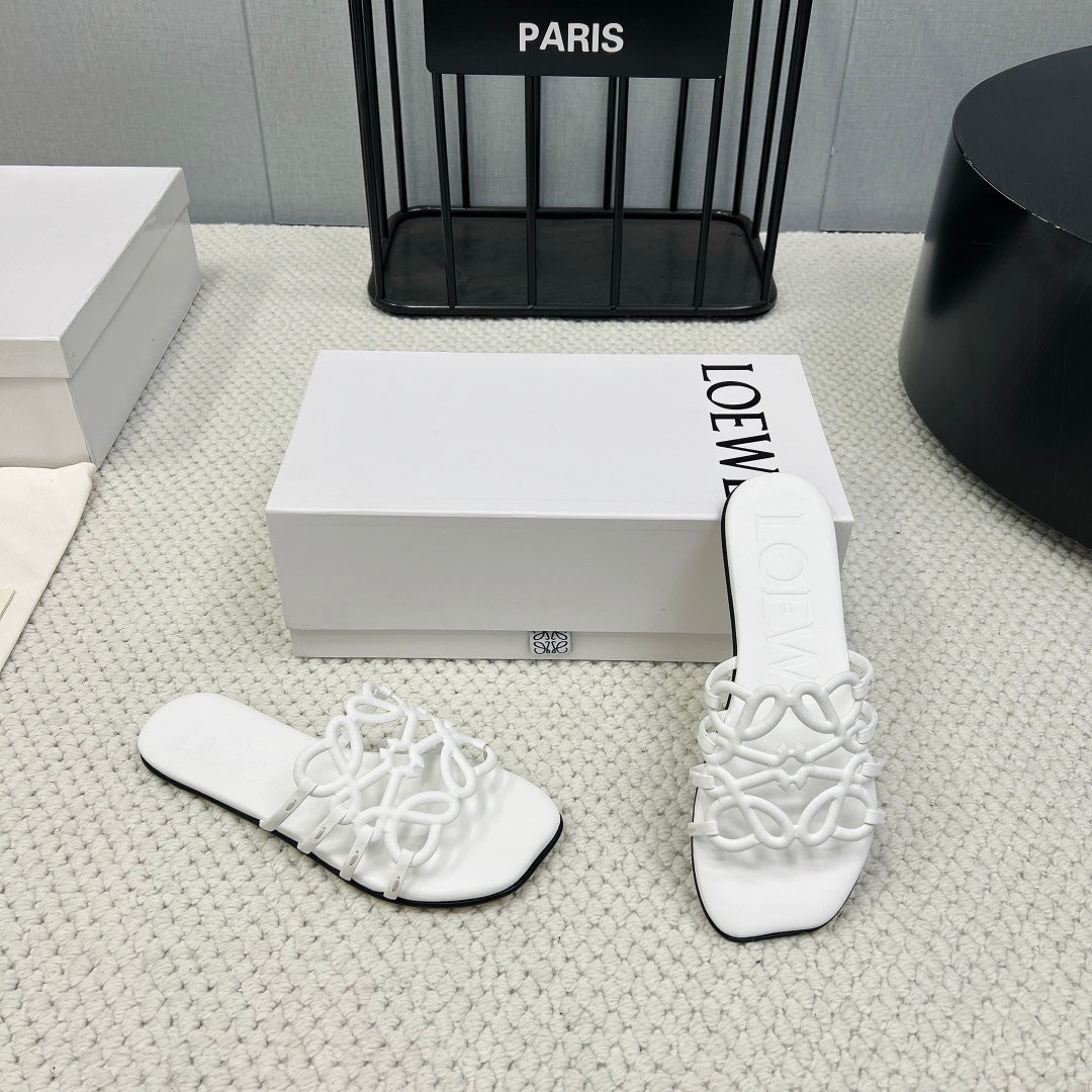 White Petal Anagram Slide