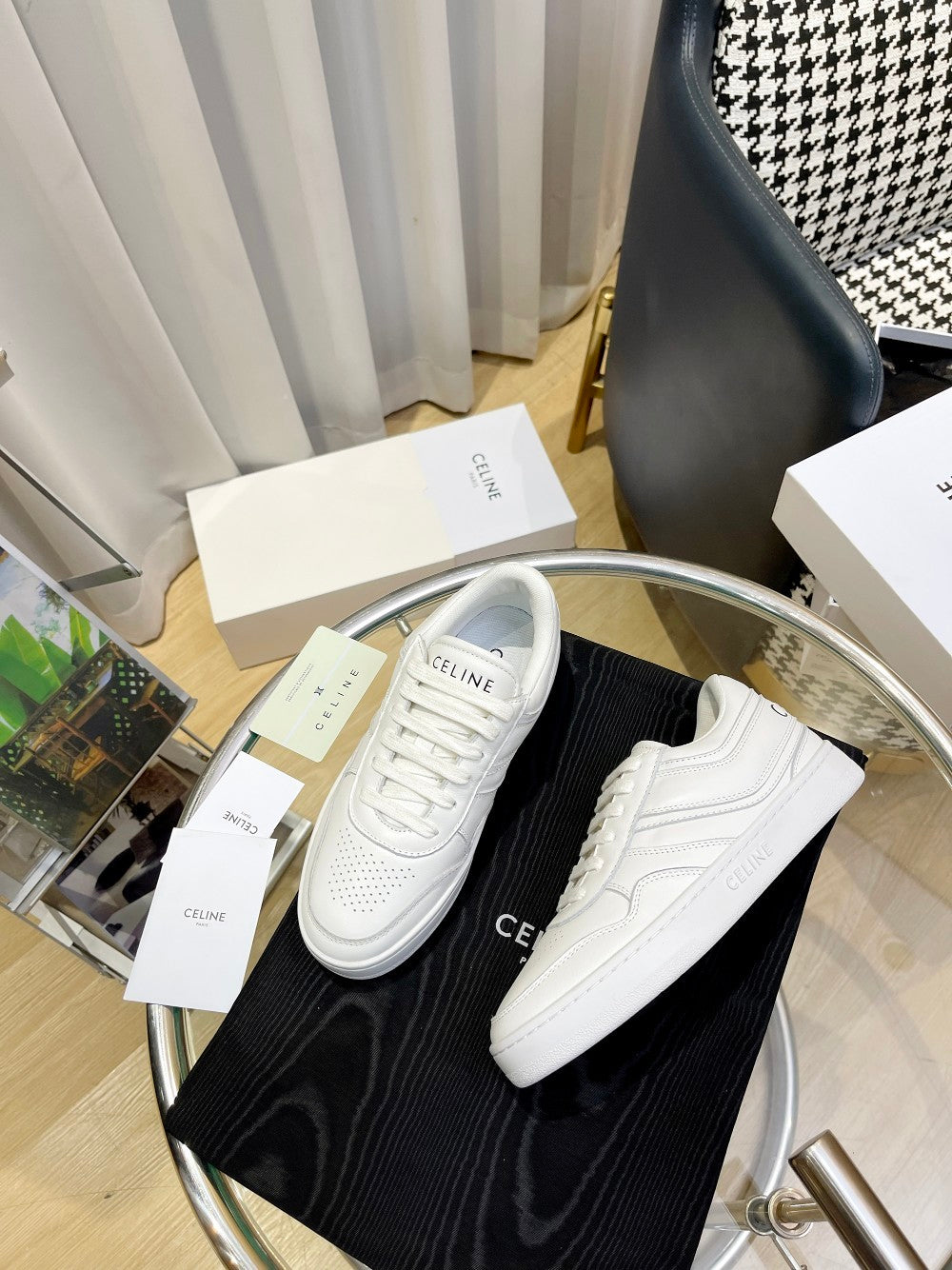 Optic white CT low lace-up sneakers