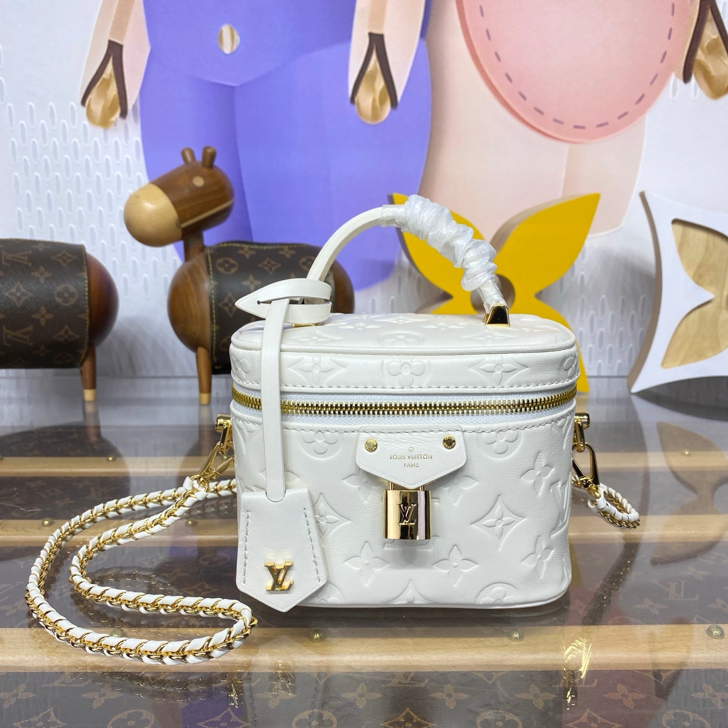 Beige Vanity PM