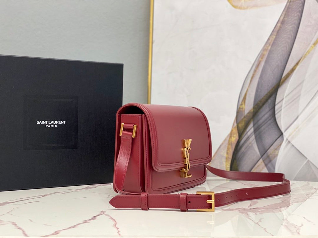 Red SS medium shoulder bag