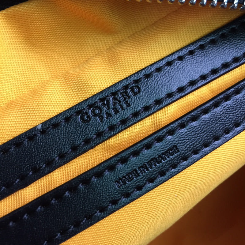 Black Cap-Vert PM Bag