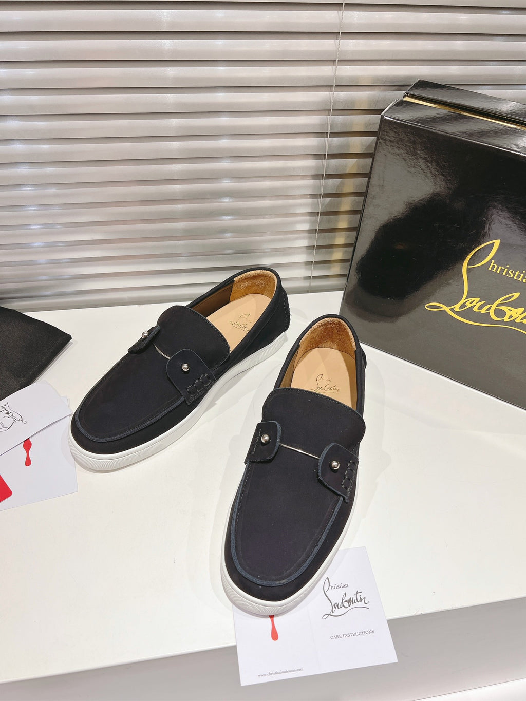 Black Chambeliboat Loafers