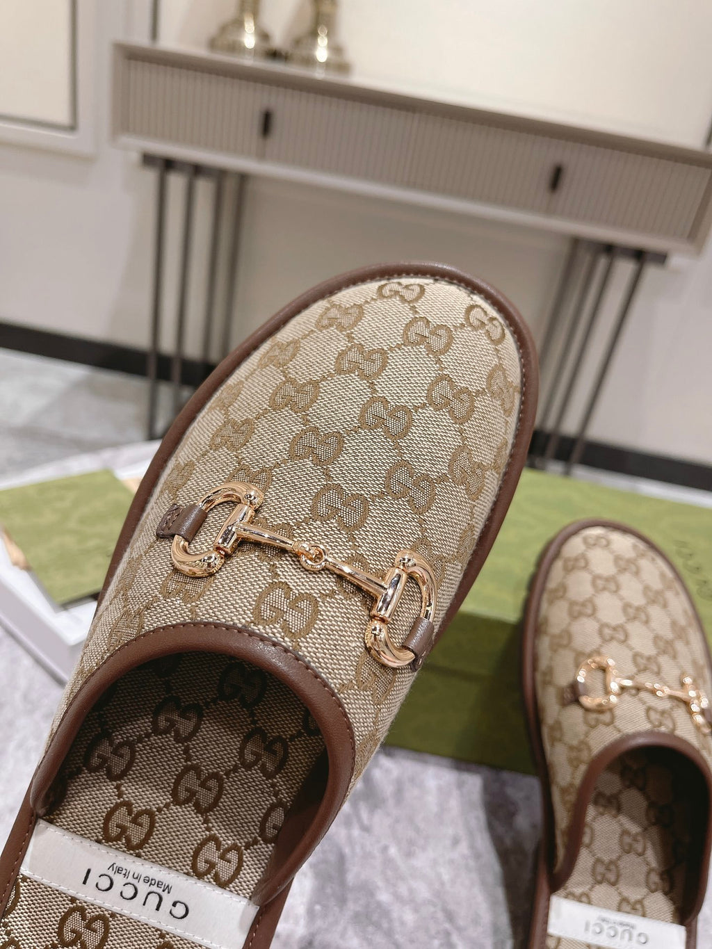 Beige GH men's slipper