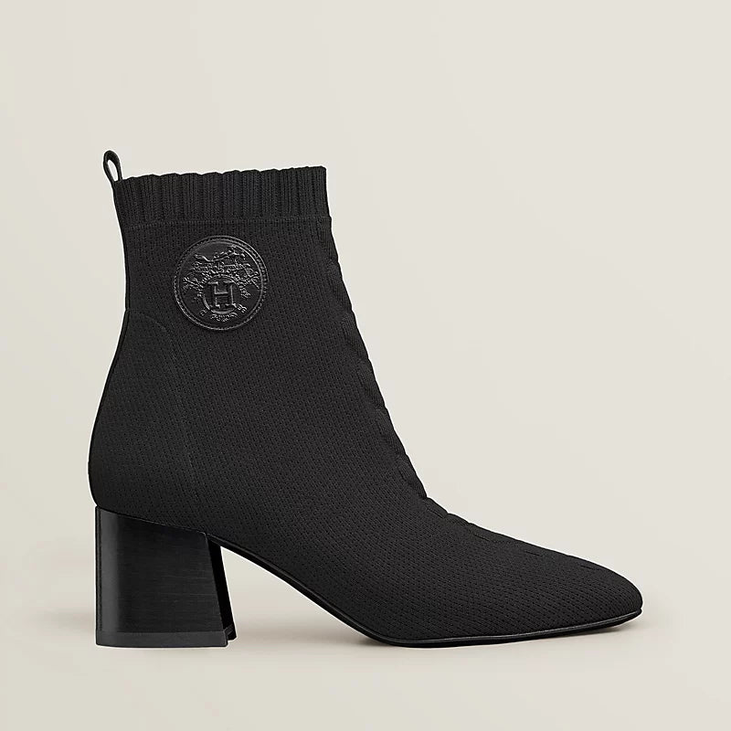 Black HV 60 ankle boot