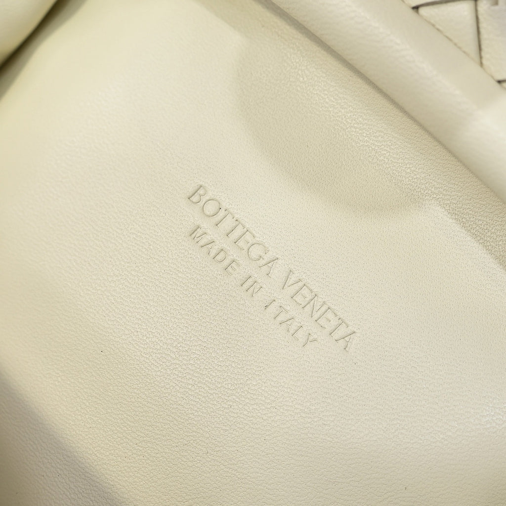 Chalk Small Lauren 1980