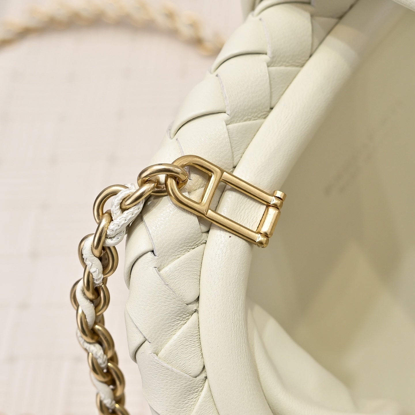 Chalk Small Lauren 1980