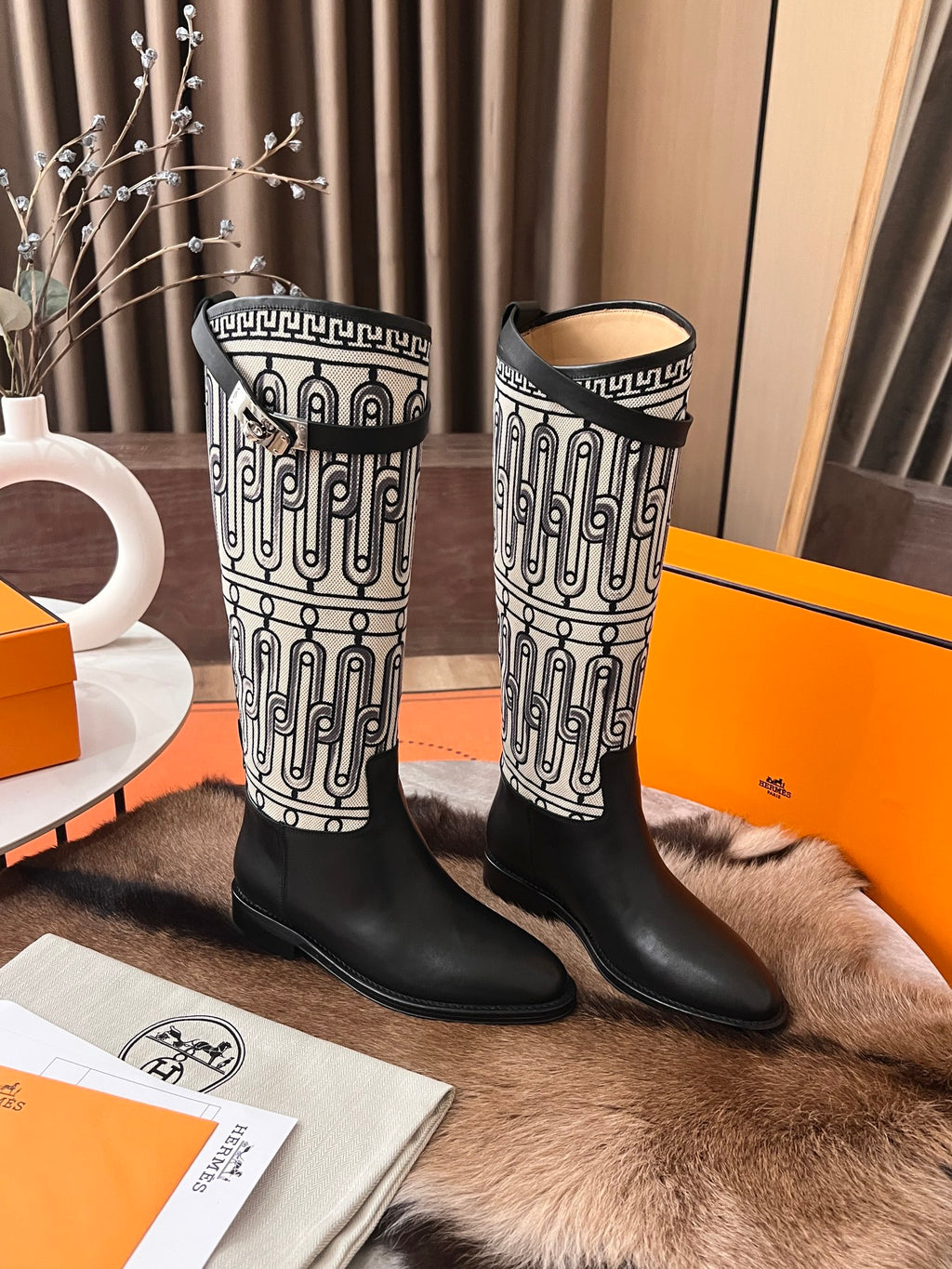 Prunoir / Noir Jumping Boot