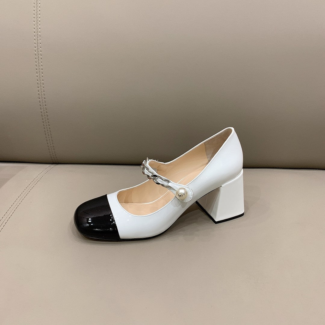 Black & white MM patent leather 65 mm pumps