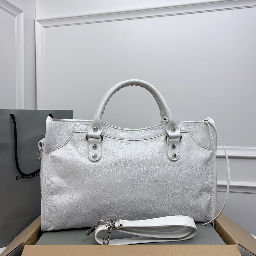 Optic White Le City Medium Bag