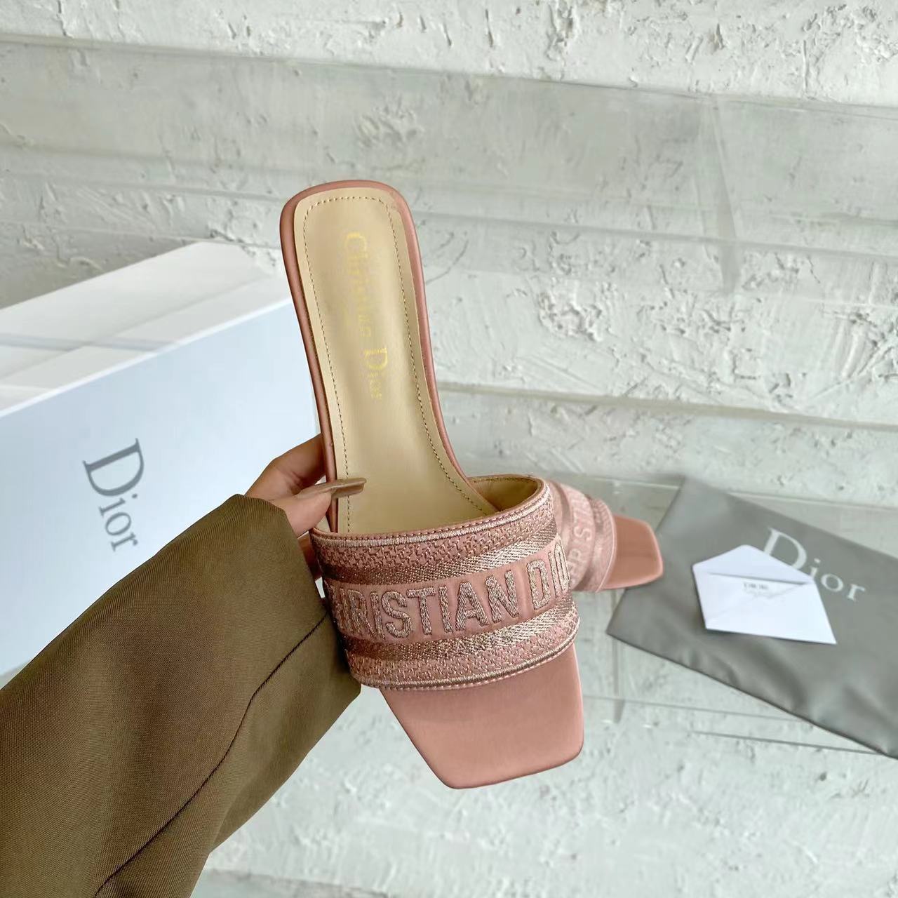 Rose DD Heeled Slide