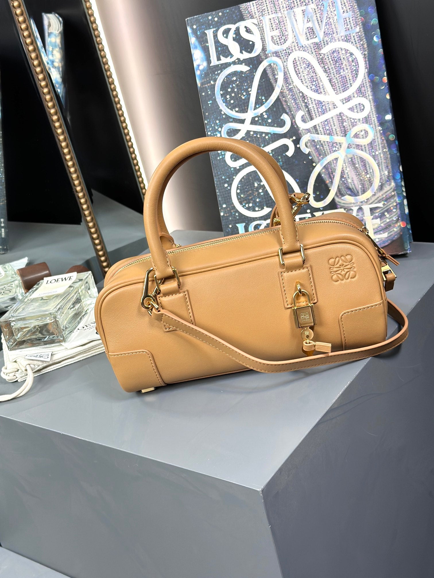 Warm Desert Amazona 23 Cropped Bag