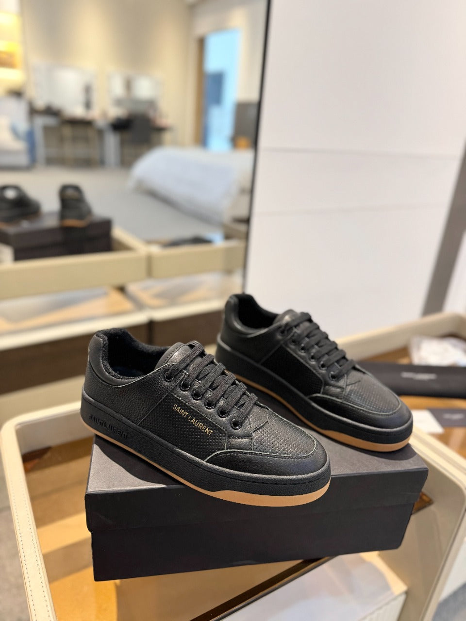 Men's Black SL/61 Sneakers