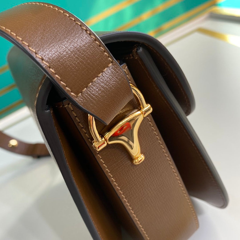 Brown GH detailed textured-leather shoulder bag