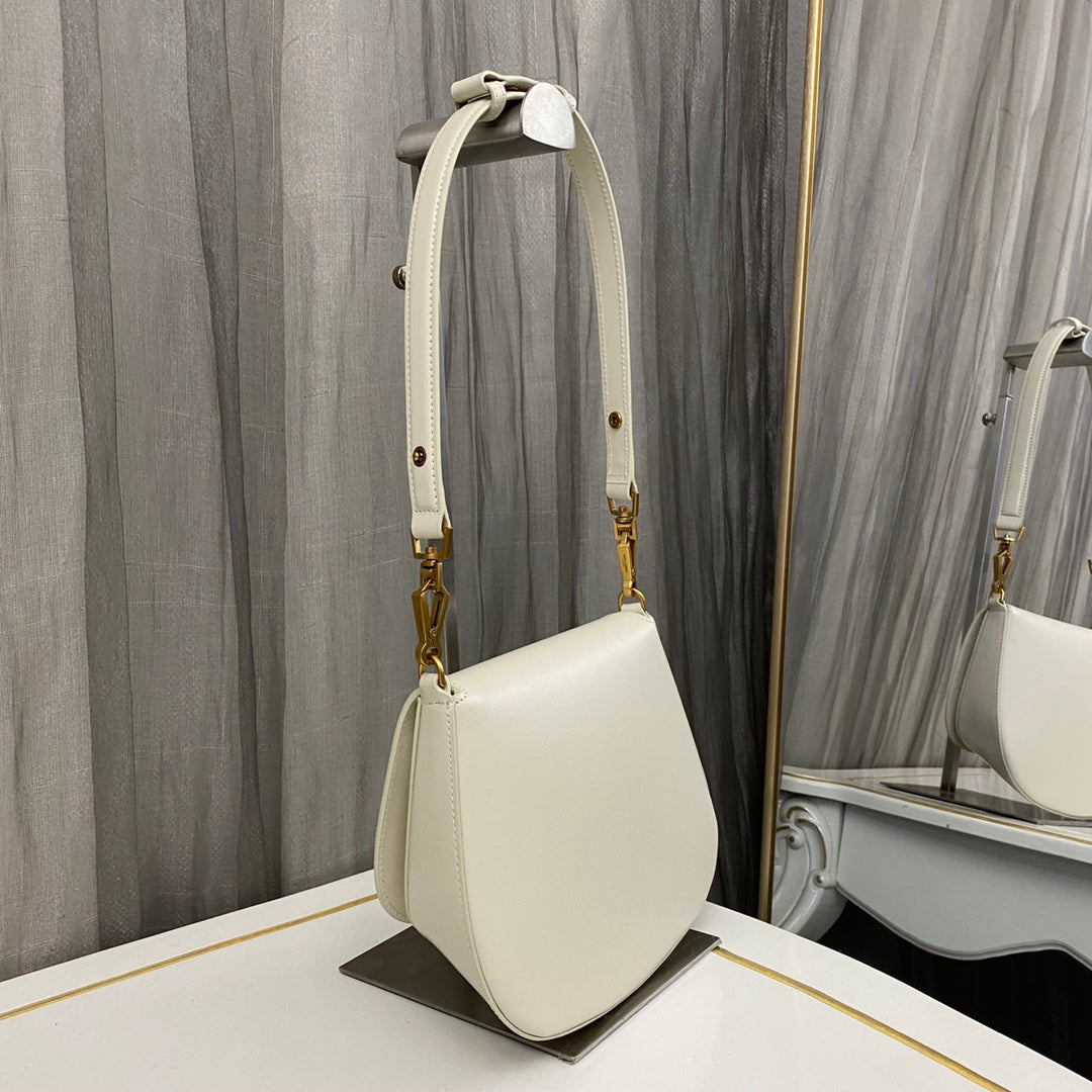 Blanc Vintage Oltaire Top Handle