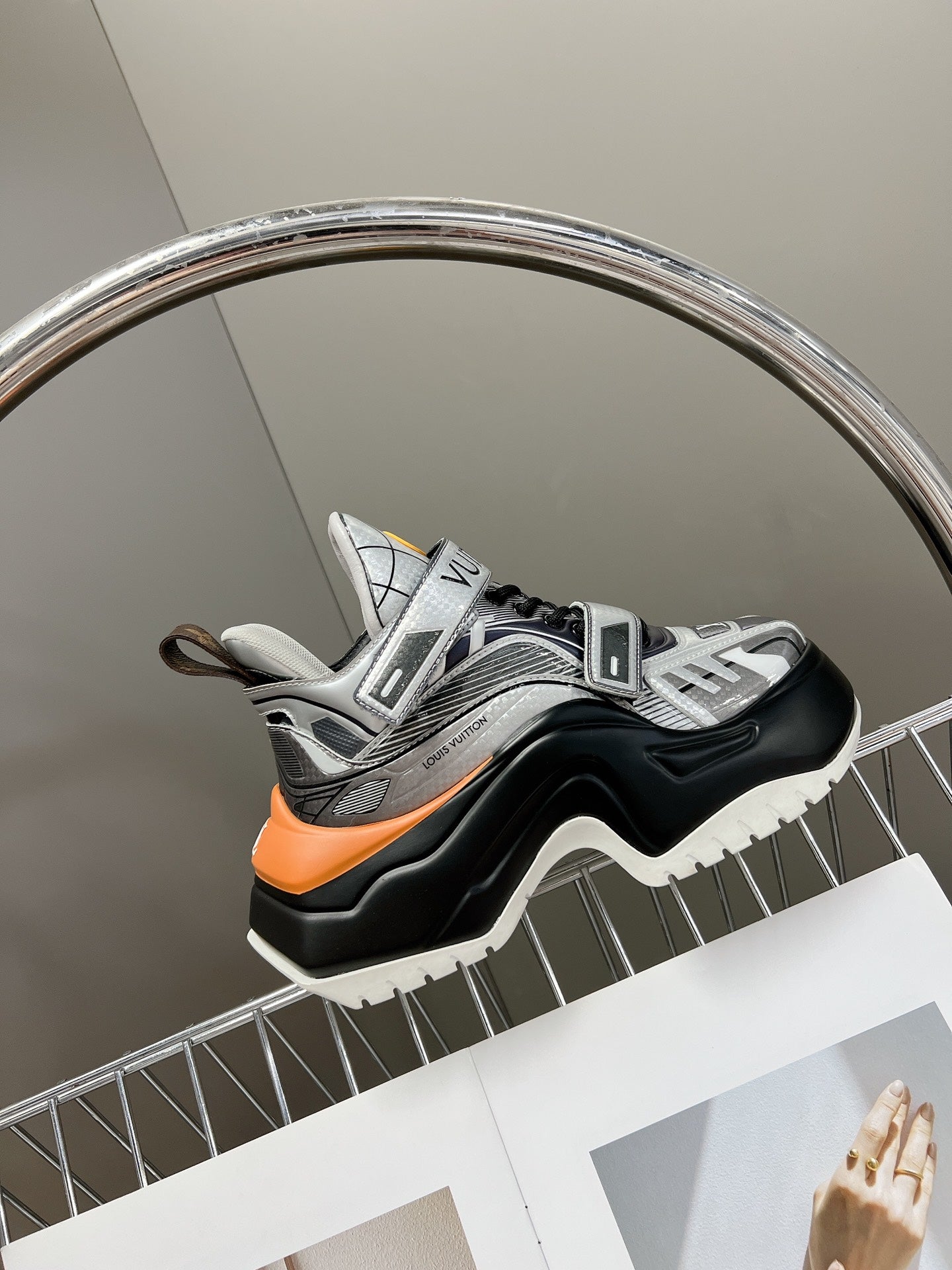 Black & Silver LA2 platform sneaker
