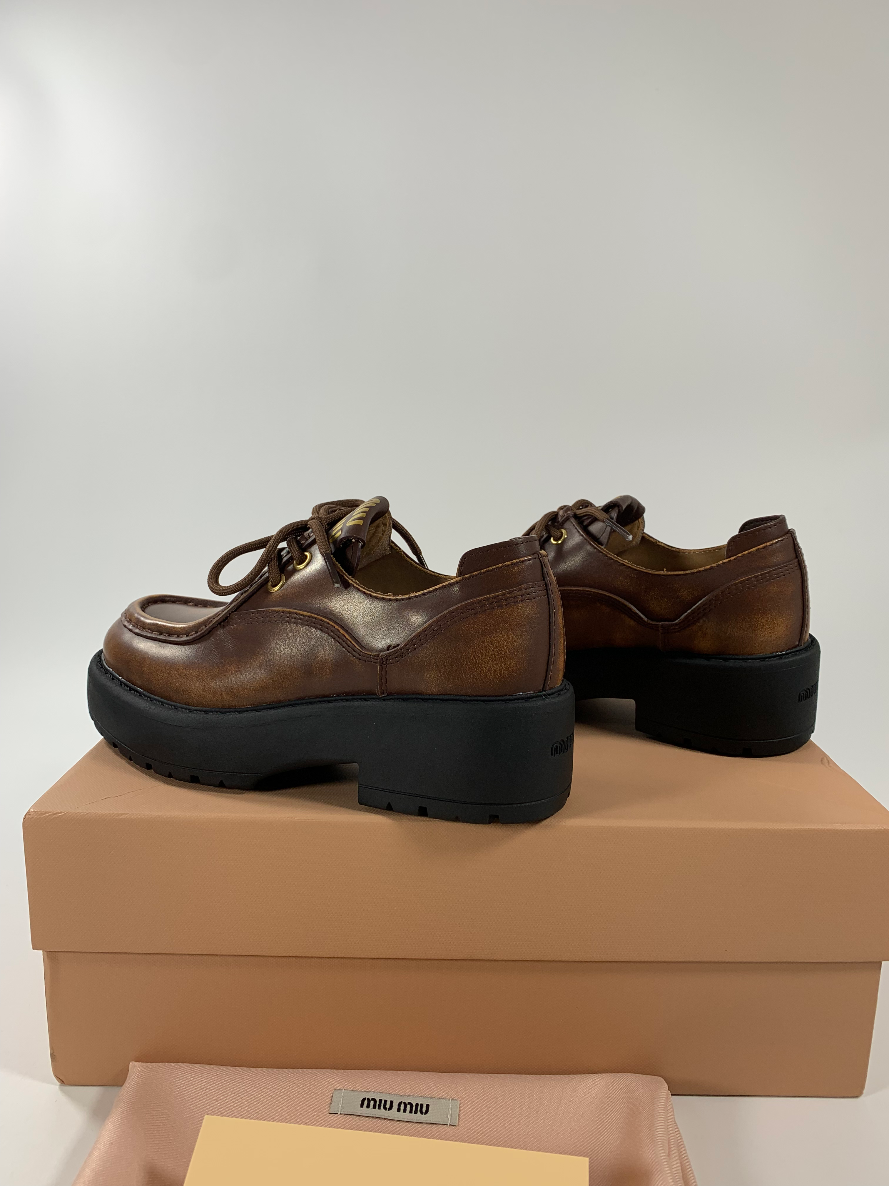 Sienna Laced Leather Shoes