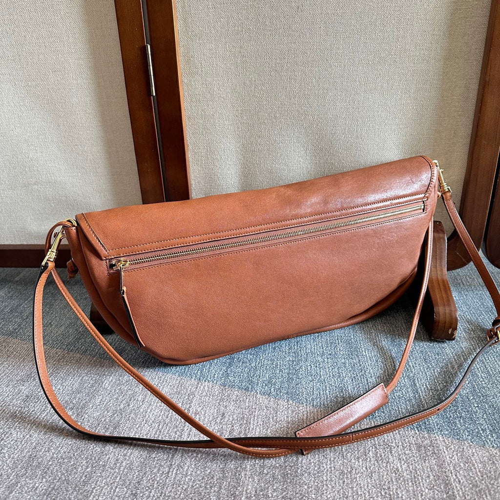 Soft Tan Soft Triomphe Halfmoon In Leather - 5