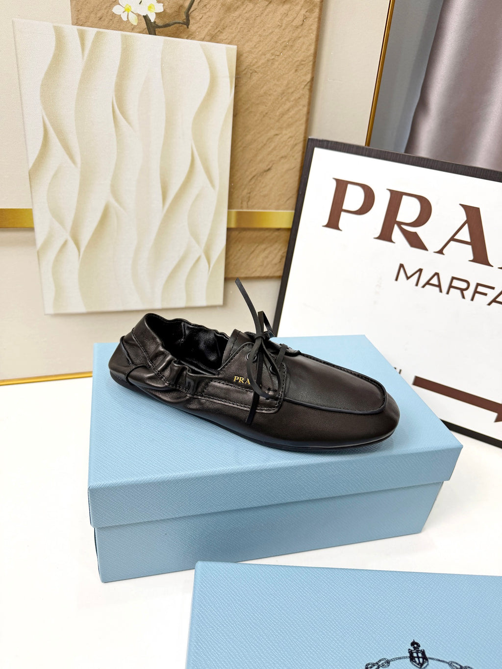 Black Shuffle Antiqued Leather Boat Shoes