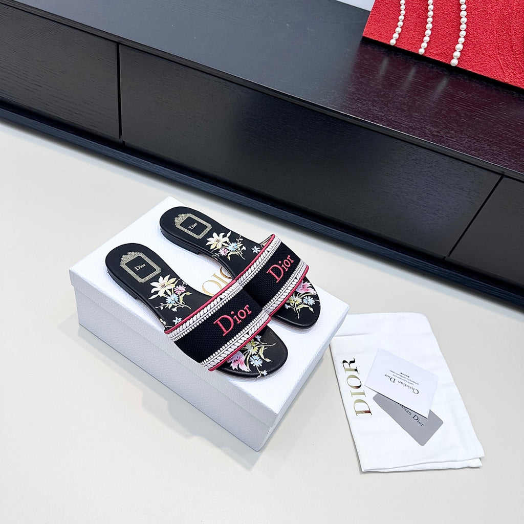 Black Dway Slide