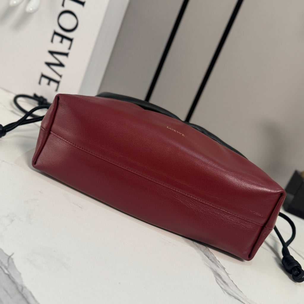 Black/Copper Red Flamenco Rolled Bag In Leather
