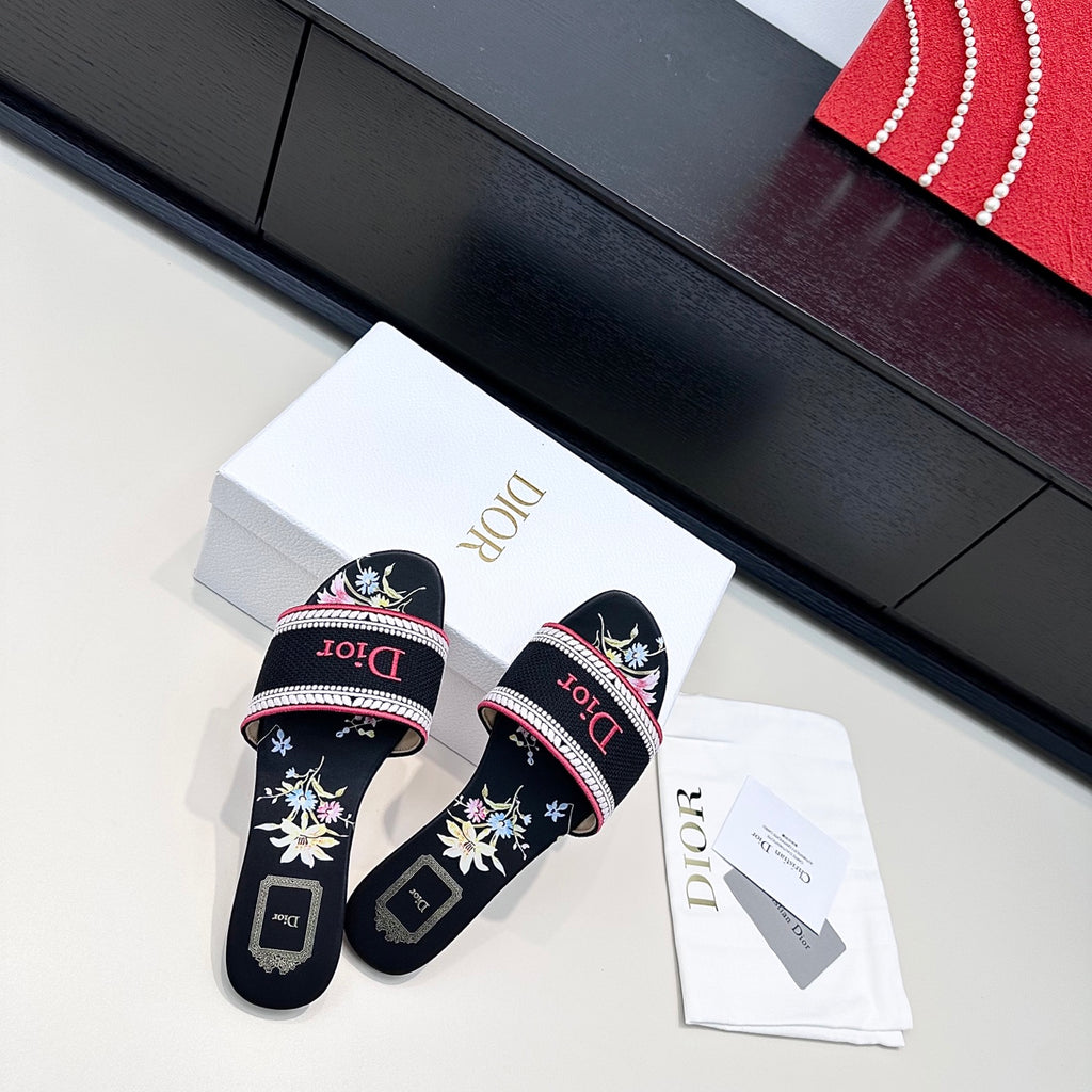 Black Dway Slide