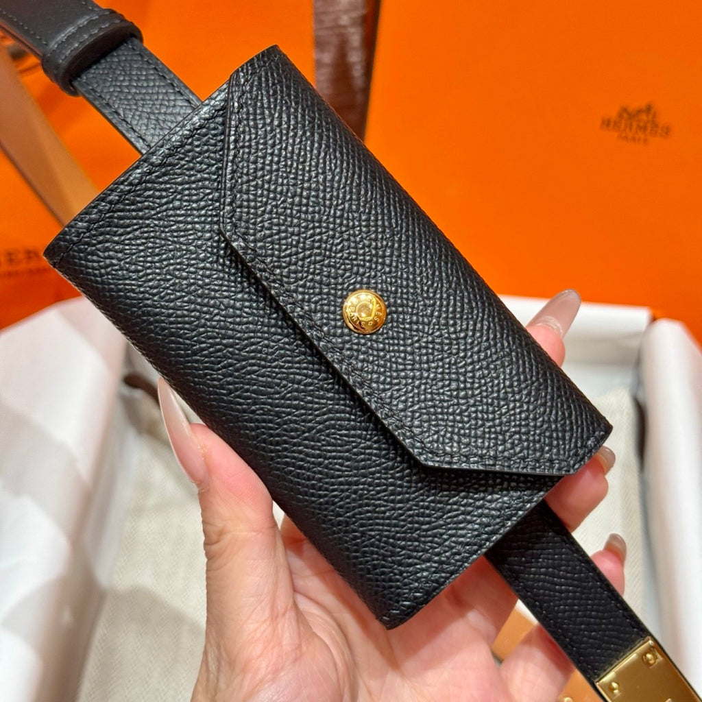 Black Kelly Pocket 18 Belt With Gold Finish