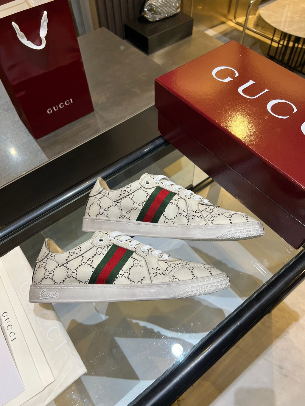Women's White Stretch Low-Top Sneaker