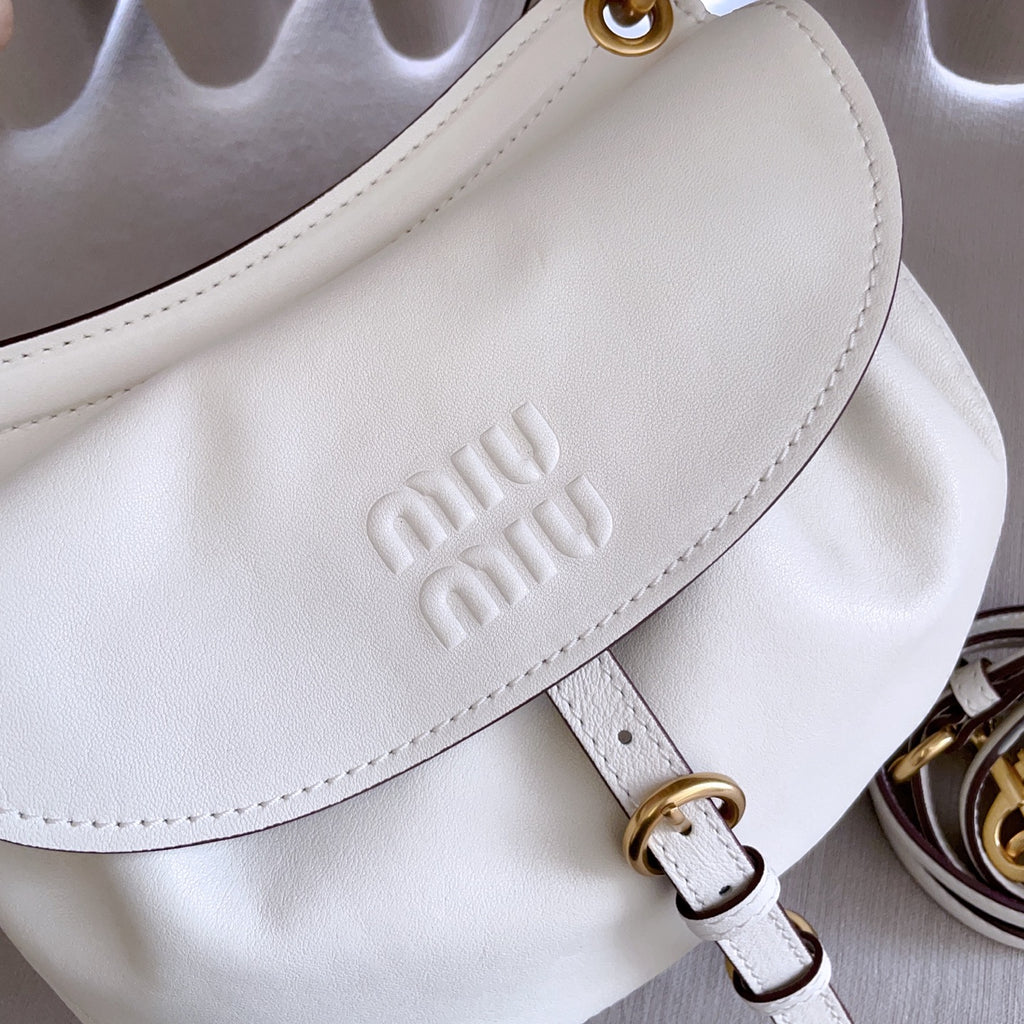 Chalk White Rendez-Vous Leather Bag 7