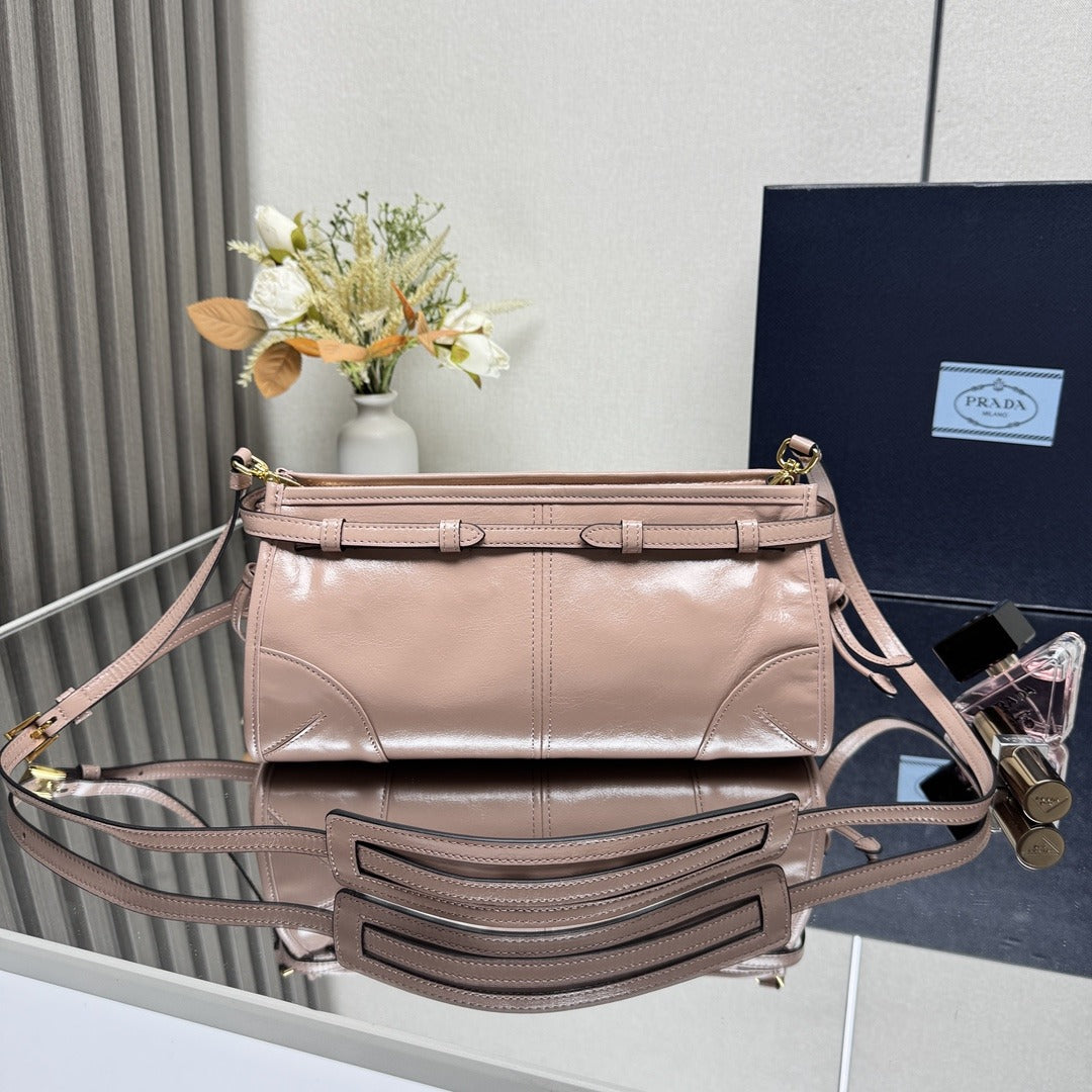 Lily-of-the-Valley Bonnie Small Leather Shoulder Bag