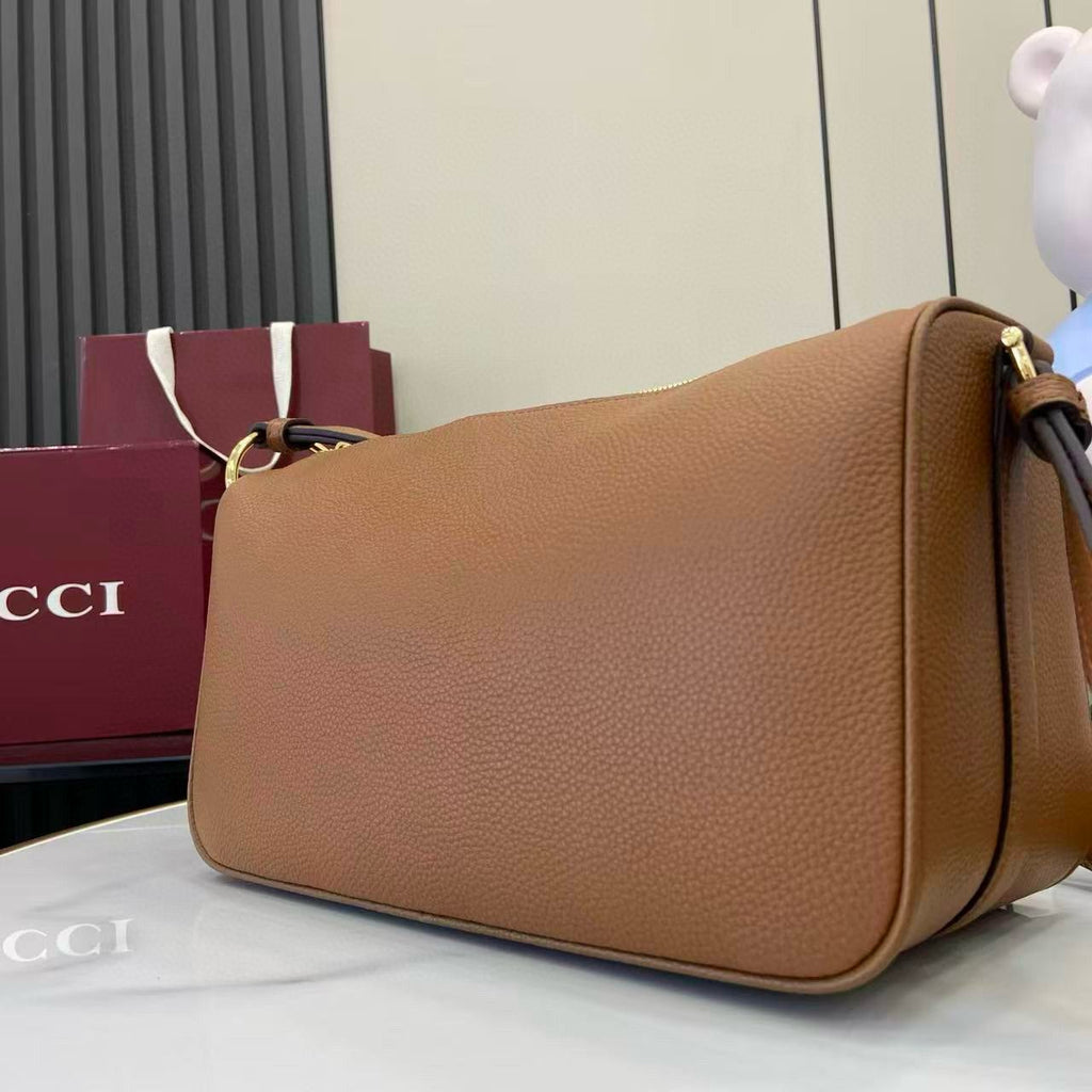 Brown Leather Half Horsebit Medium Shoulder Bag