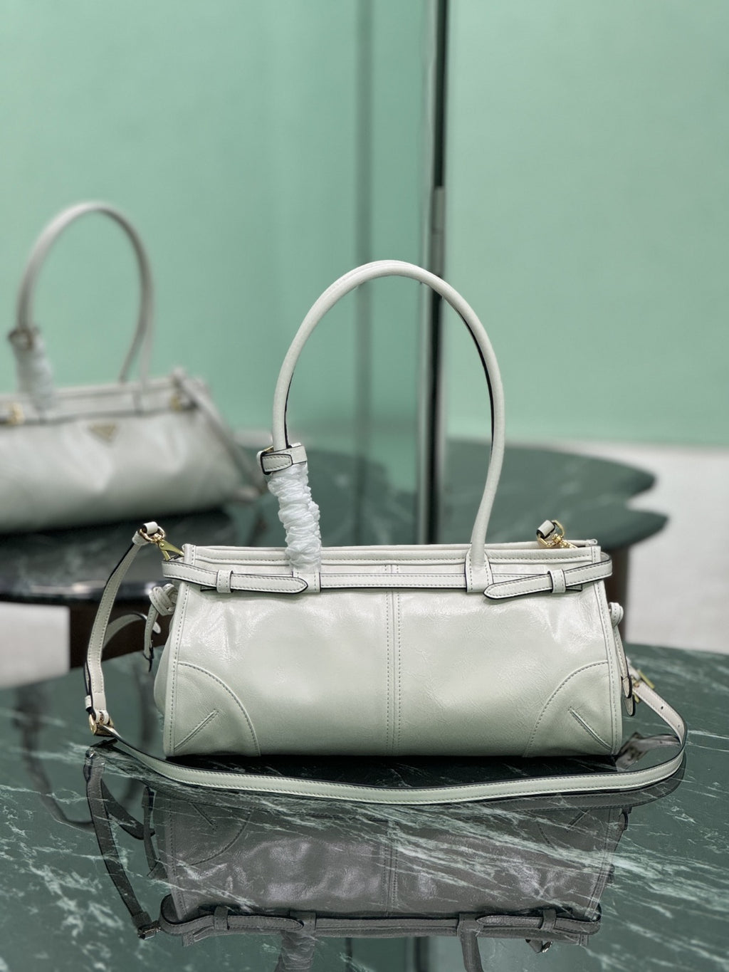 White Bonnie Medium Leather Handbag
