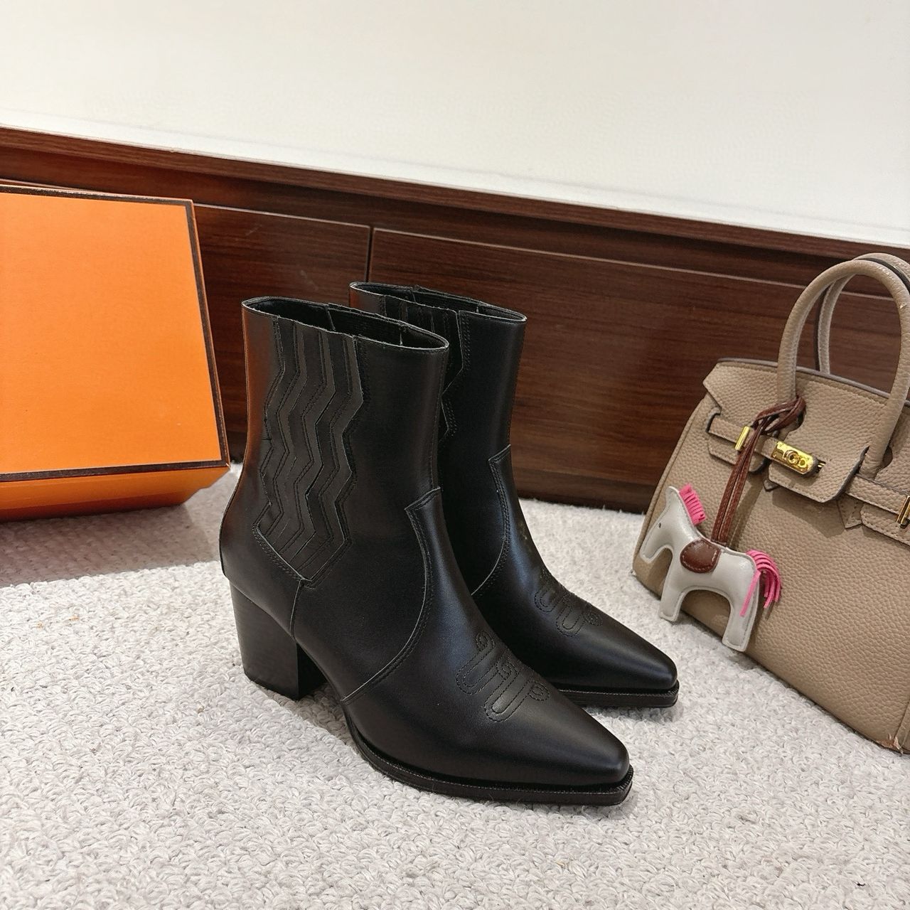 Vegas ankle boot