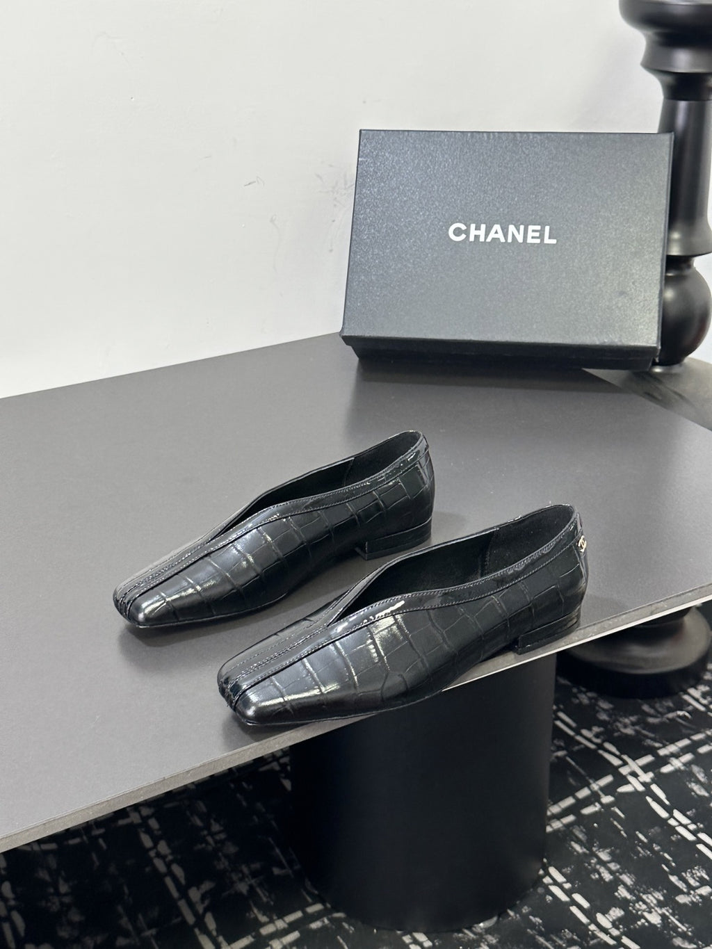Black Ballet Flats