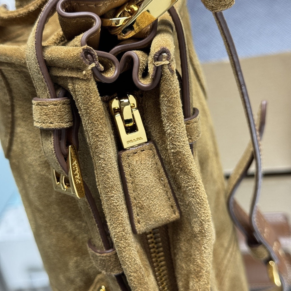 Cinnamon Bonnie Small Suede Shoulder Bag