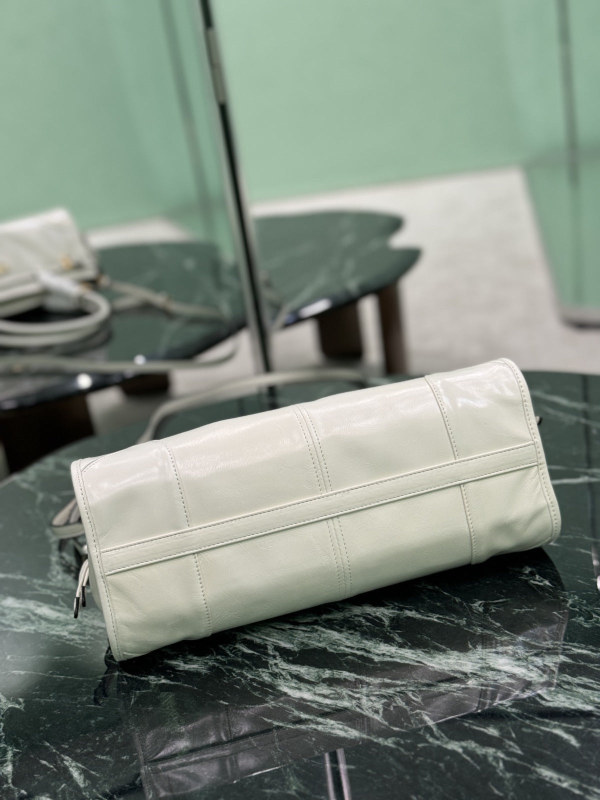 White Bonnie Medium Leather Handbag