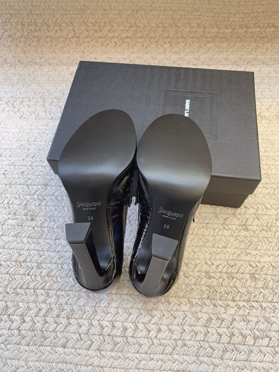 Black Le Loafer Pumps In Eel