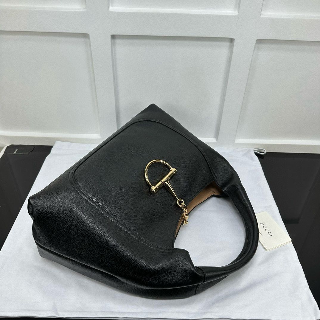 Black Softbit Maxi Shoulder Bag