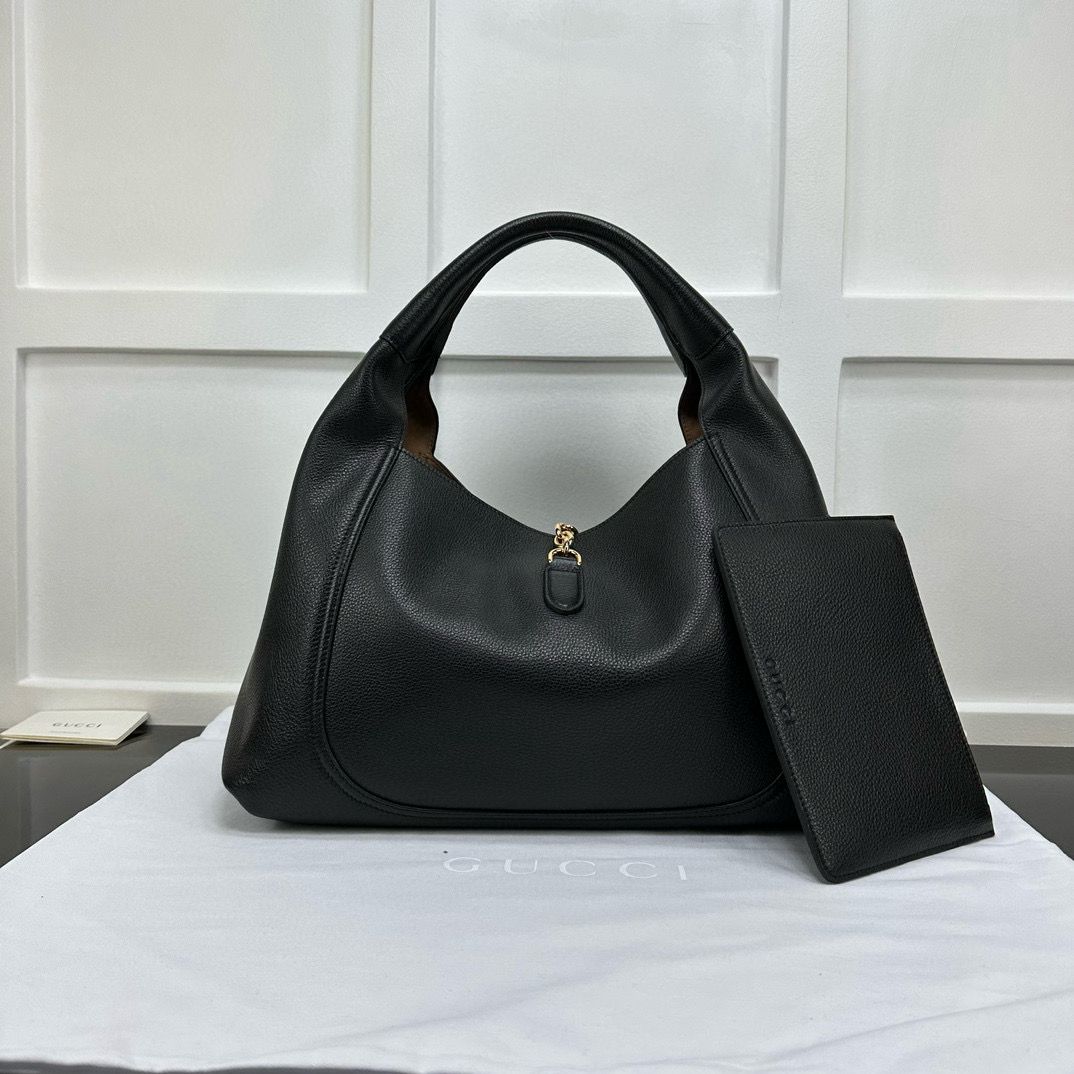 Black Softbit Maxi Shoulder Bag