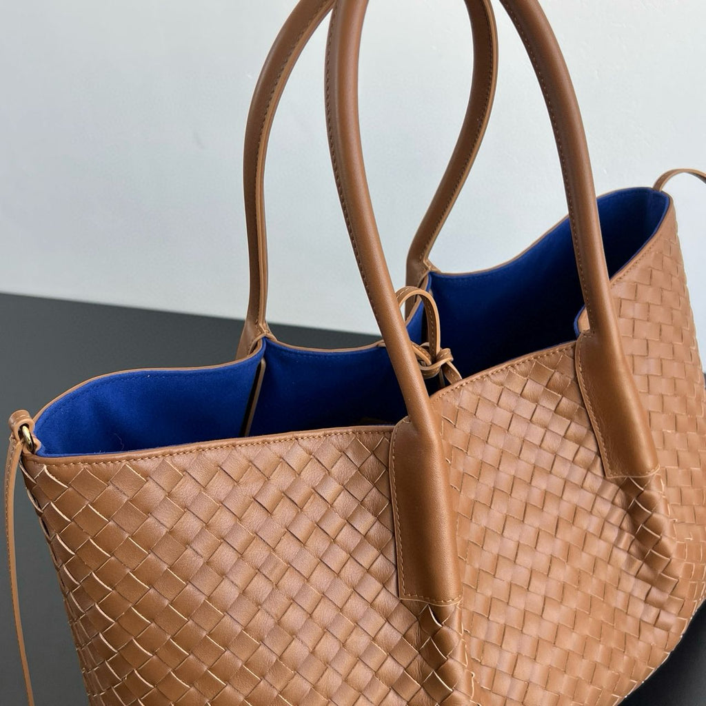 Amber/Blue Royal Large Pinacoteca