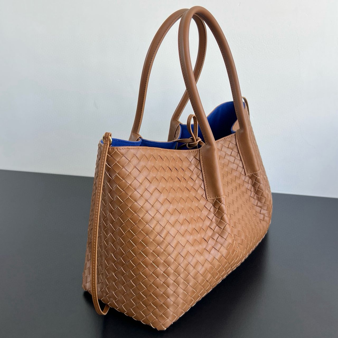 Amber/Blue Royal Large Pinacoteca