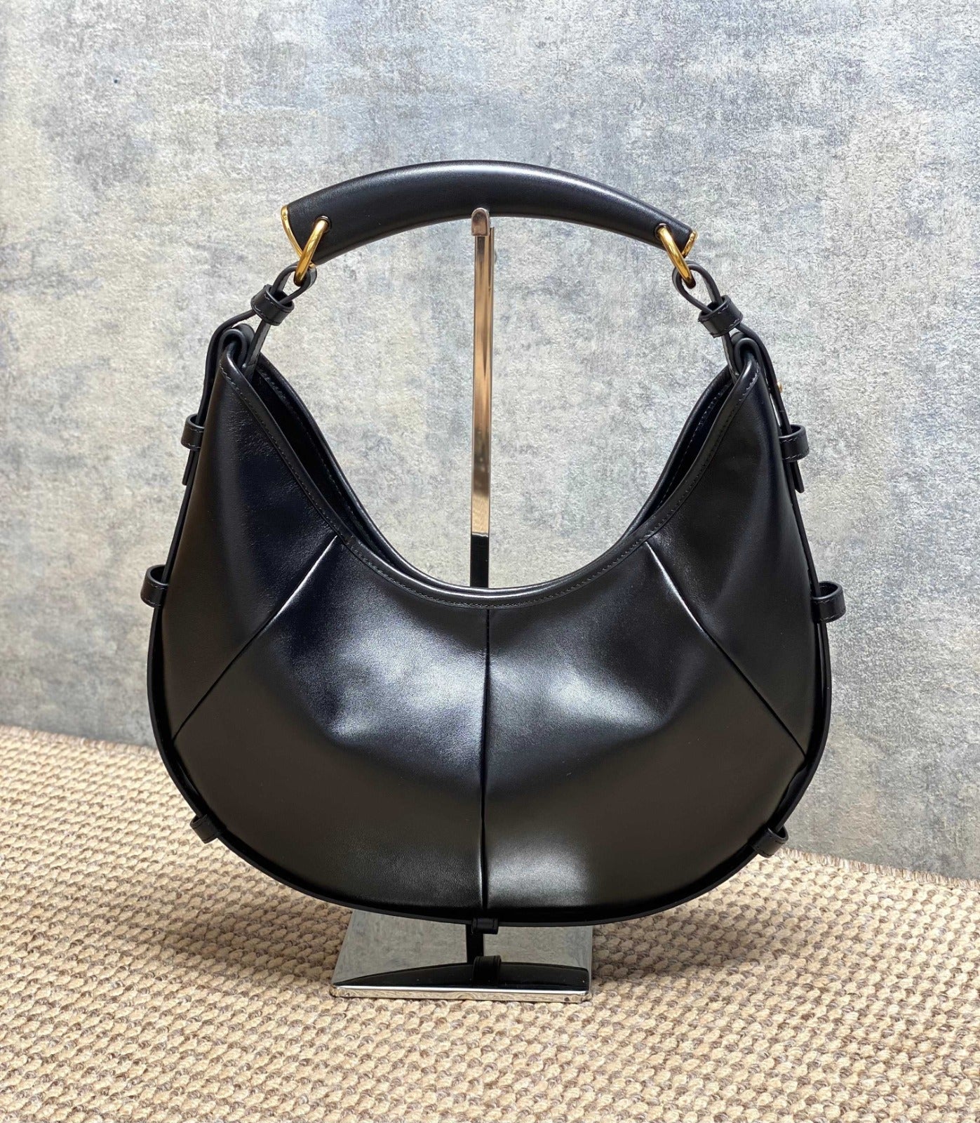 Black Mombasa Medium In Leather