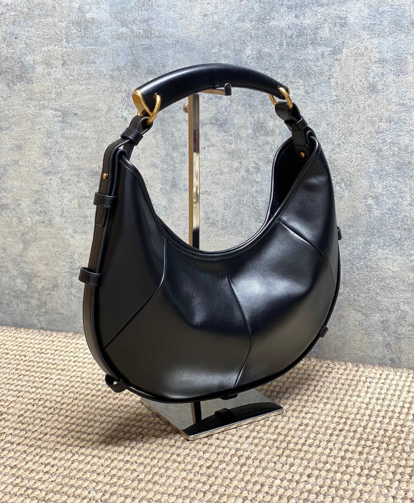 Black Mombasa Medium In Leather
