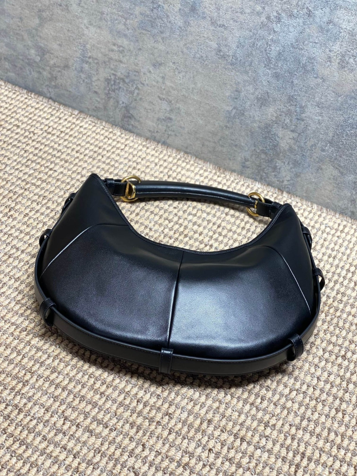 Black Mombasa Medium In Leather